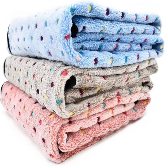 Super Soft Cute Kitty Flannel Blanket – Cozy Cat Throw in 3 Colors & Multiple Sizes